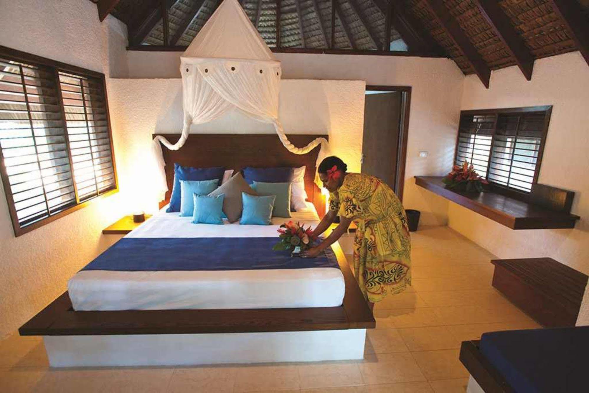 Breakas Beach Resort (Adults Only) Port Vila Eksteriør billede