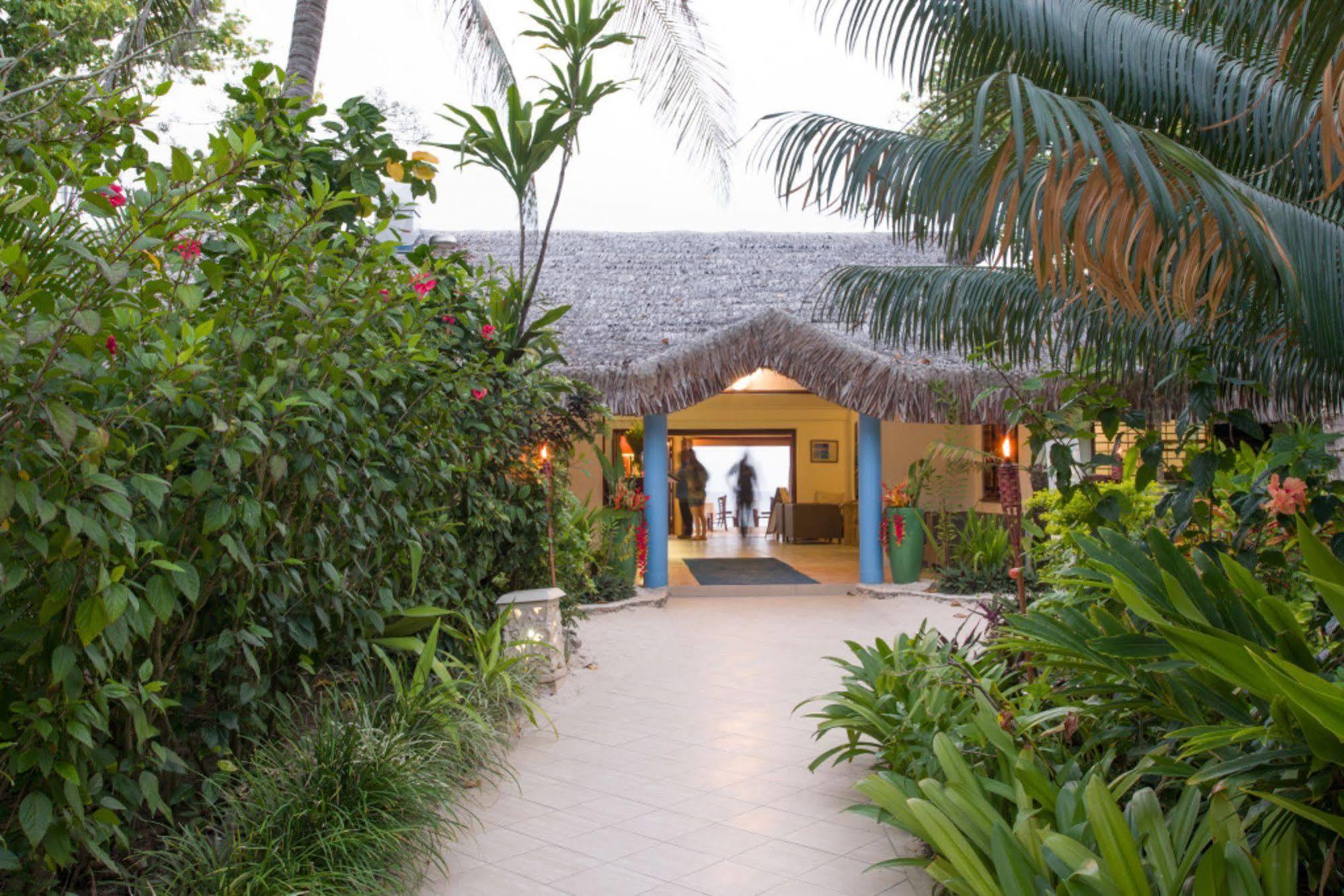 Breakas Beach Resort (Adults Only) Port Vila Eksteriør billede